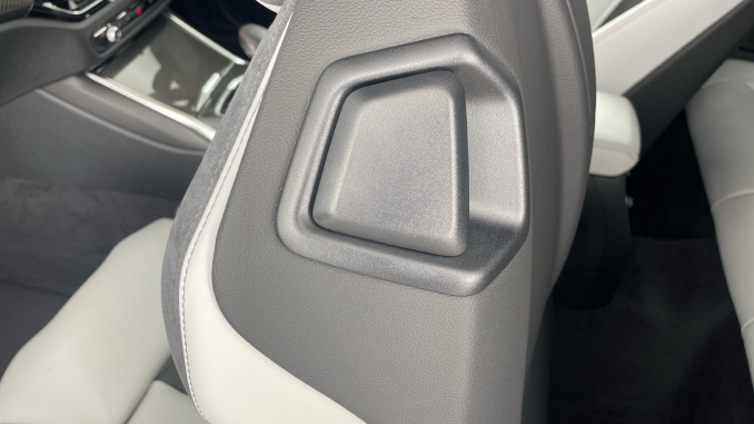 BMW M4 xDrive Competition M 2dr Step Auto Petrol Coupe - Image 32